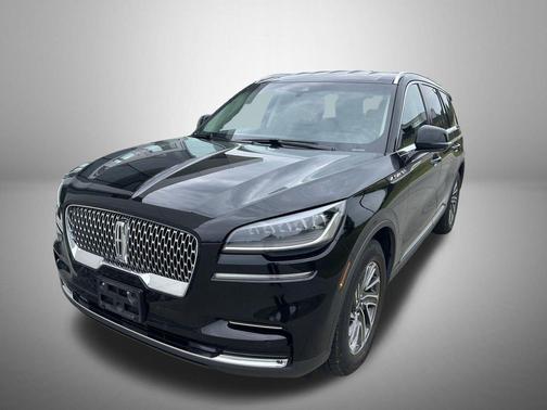 Infinite Black Metallic Clearcoat 2023 Lincoln Aviator Livery