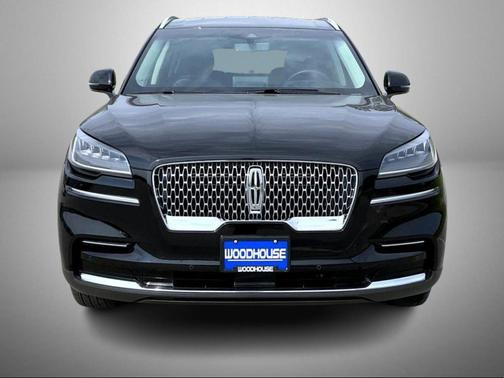 Infinite Black Metallic Clearcoat 2023 Lincoln Aviator Livery