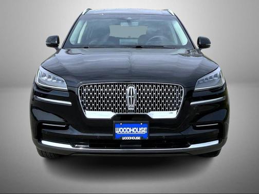 Infinite Black Metallic Clearcoat 2023 Lincoln Aviator Livery