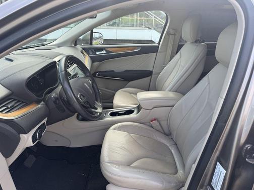 Iced Mocha Metallic 2019 Lincoln MKC Select