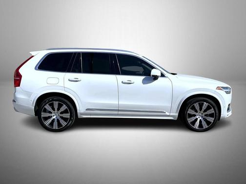Crystal White Metallic 2020 Volvo XC90 T6 Inscription