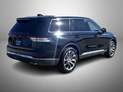 Infinite Black Metallic Clearcoat 2026 Lincoln Aviator Reserve AWD