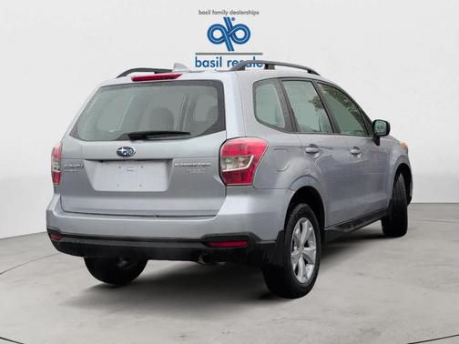 2016 Subaru Forester 2.5i