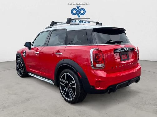Chili Pepper Red 2017 MINI Countryman Cooper S ALL4