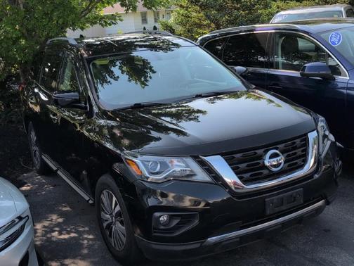 2019 Nissan Pathfinder SL
