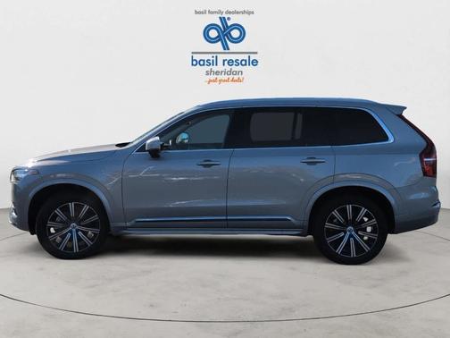 2025 Volvo XC90 B5 Core