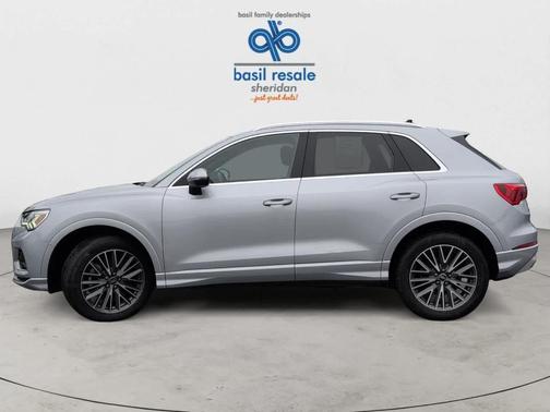 2022 Audi Q3 40 Premium