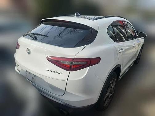 2022 Alfa Romeo Stelvio Ti