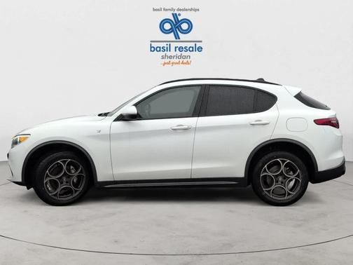 2022 Alfa Romeo Stelvio Ti