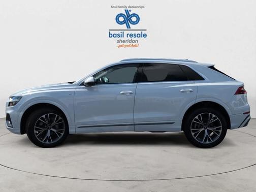 2023 Audi Q8 55 Premium Plus