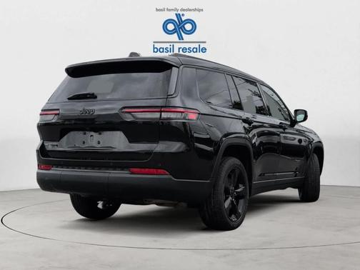 2023 Jeep Grand Cherokee L Laredo