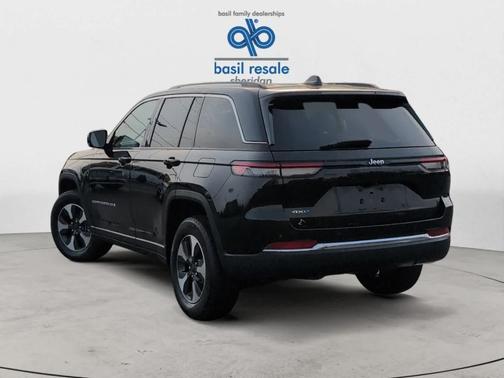 2023 Jeep Grand Cherokee 4xe Base