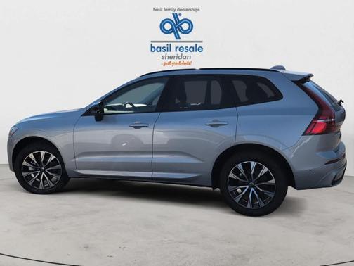 2025 Volvo XC60 B5 Plus