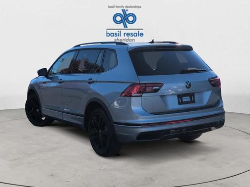 2022 Volkswagen Tiguan 2.0T SE R-Line Black