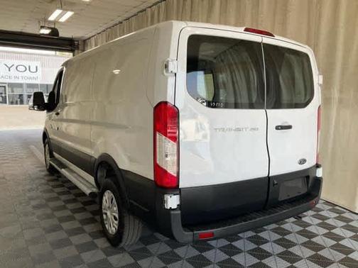 2023 Ford Transit-250