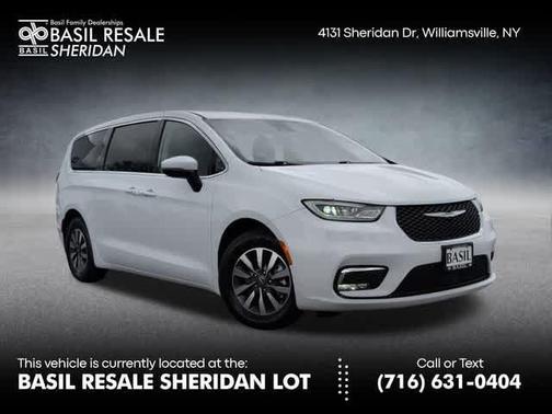 2023 Chrysler Pacifica Hybrid Touring L