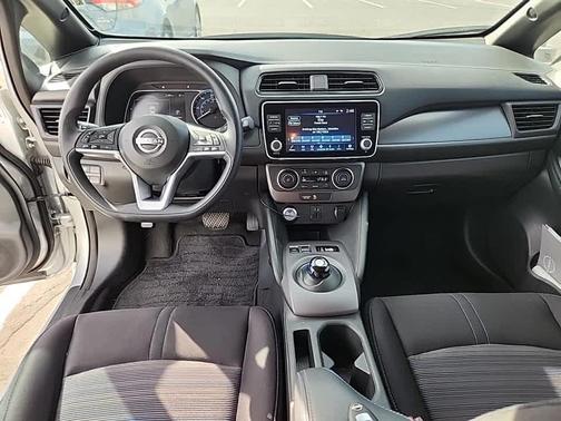 2024 Nissan Leaf S