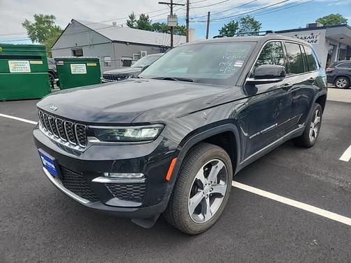 2022 Jeep Grand Cherokee 4xe Base