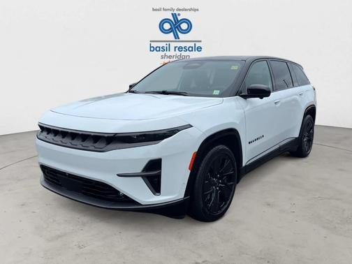 Bright White Clearcoat 2024 Jeep Wagoneer S Launch Edition
