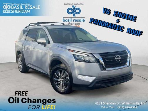 2024 Nissan Pathfinder SV