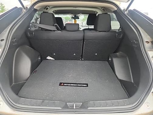 2022 Mitsubishi Eclipse Cross ES