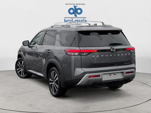 2024 Nissan Pathfinder Platinum