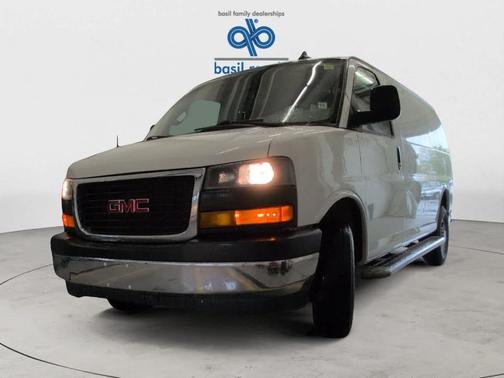 2023 GMC Savana 2500 Work Van