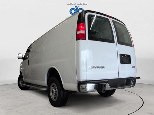 2023 GMC Savana 2500 Work Van