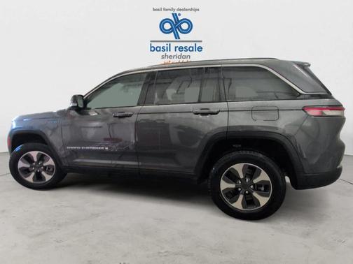 2022 Jeep Grand Cherokee 4xe Base