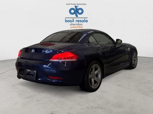 Deep Sea Blue Metallic 2015 BMW Z4 sDrive28i