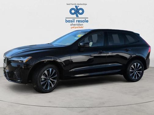 2025 Volvo XC60 B5 Plus