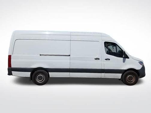 2021 Mercedes-Benz Sprinter 2500