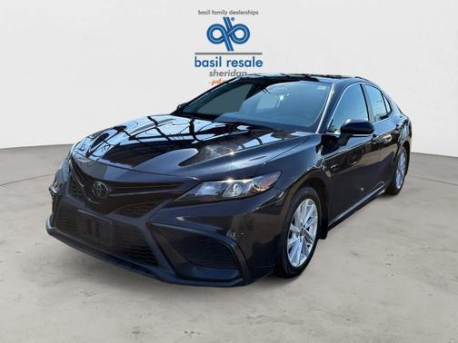 Midnight Black Metallic 2023 Toyota Camry SE