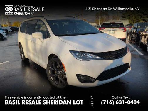 2020 Chrysler Pacifica Touring-L