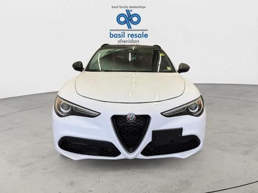 2022 Alfa Romeo Stelvio Veloce