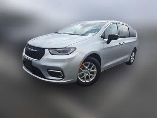 2024 Chrysler Pacifica Touring-L