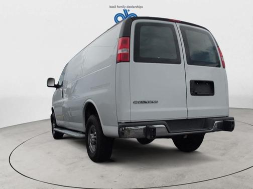 2023 Chevrolet Express 2500 Work Van