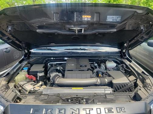 2022 Nissan Frontier S