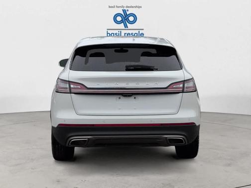 2021 Lincoln Nautilus Standard