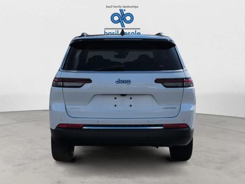 2024 Jeep Grand Cherokee L Laredo