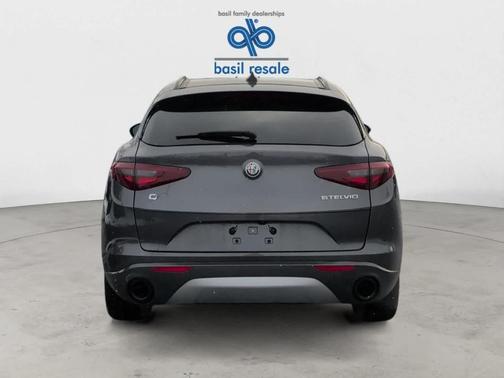 2022 Alfa Romeo Stelvio Ti
