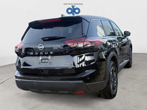 Black 2025 Nissan Rogue SV