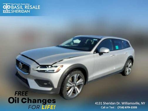 2025 Volvo V60 Cross Country B5 Plus