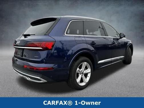 2022 Audi Q7 55 Premium