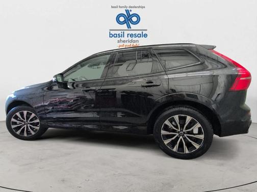 2025 Volvo XC60 B5 Core