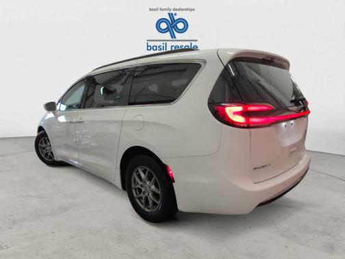 2022 Chrysler Pacifica Touring