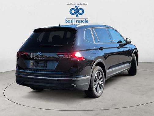 2024 Volkswagen Tiguan 2.0T Wolfsburg Edition