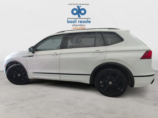 2022 Volkswagen Tiguan 2.0T SE R-Line Black