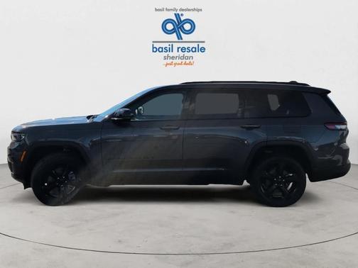 2023 Jeep Grand Cherokee L Laredo