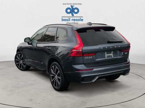 2025 Volvo XC60 B5 Plus